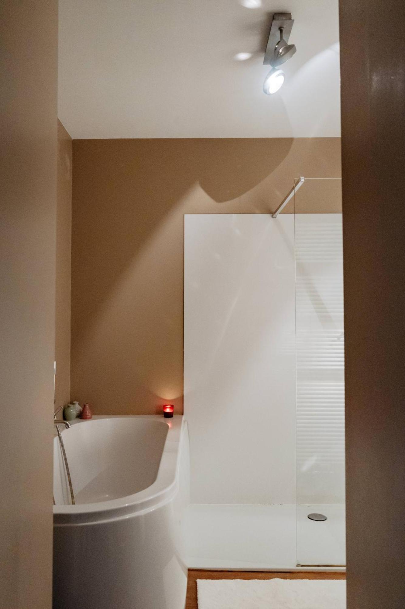 Zonnig Appartement Met Prachtig Uitzicht Op A+Locatie Antwerp Luaran gambar